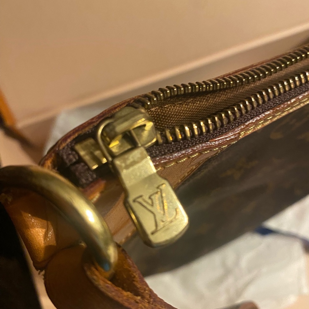 Louis Vuitton  Odeon Monogram Canvas Crossbody Bag - Picture 10 of 16